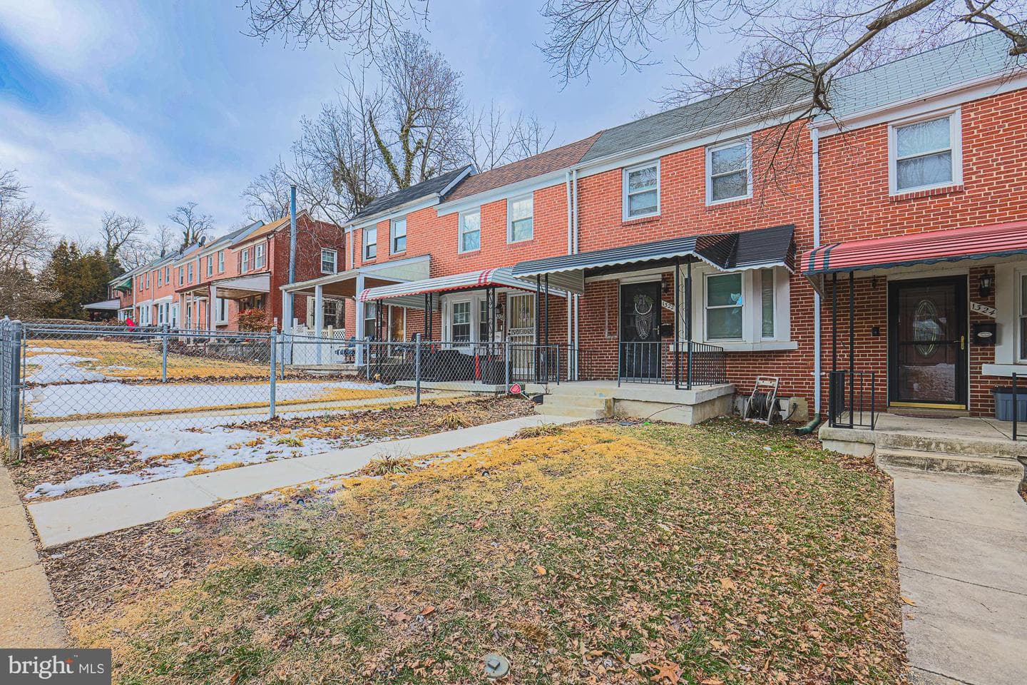 1322 Limit Avenue photo 2