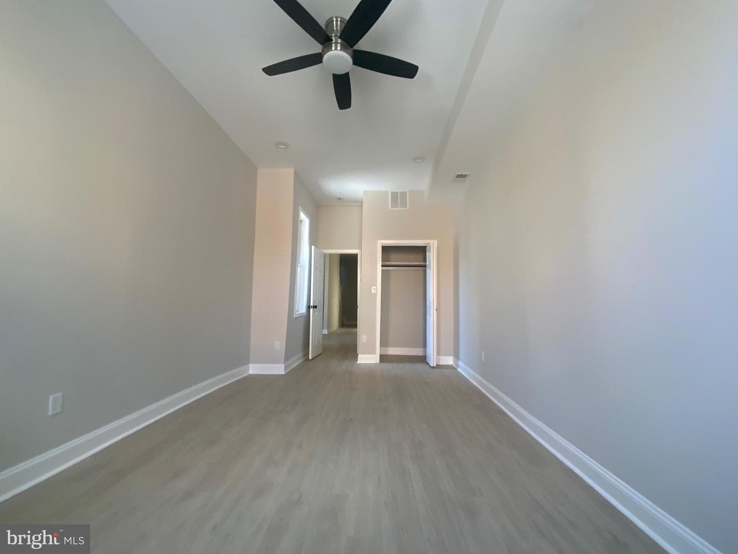 2141 Druid Hill Avenue photo 18