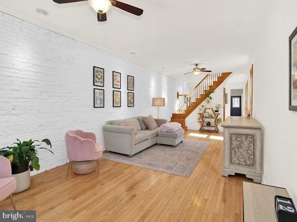 1519 Henry Street photo 2