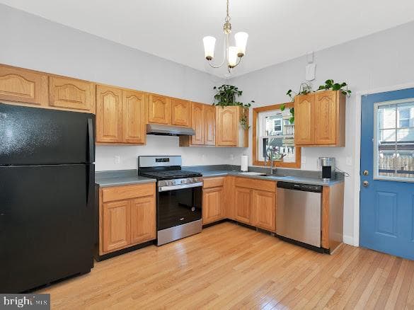 1519 Henry Street photo 4