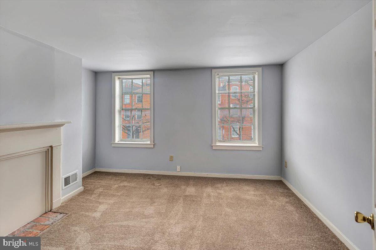 659 Portland Street photo 12