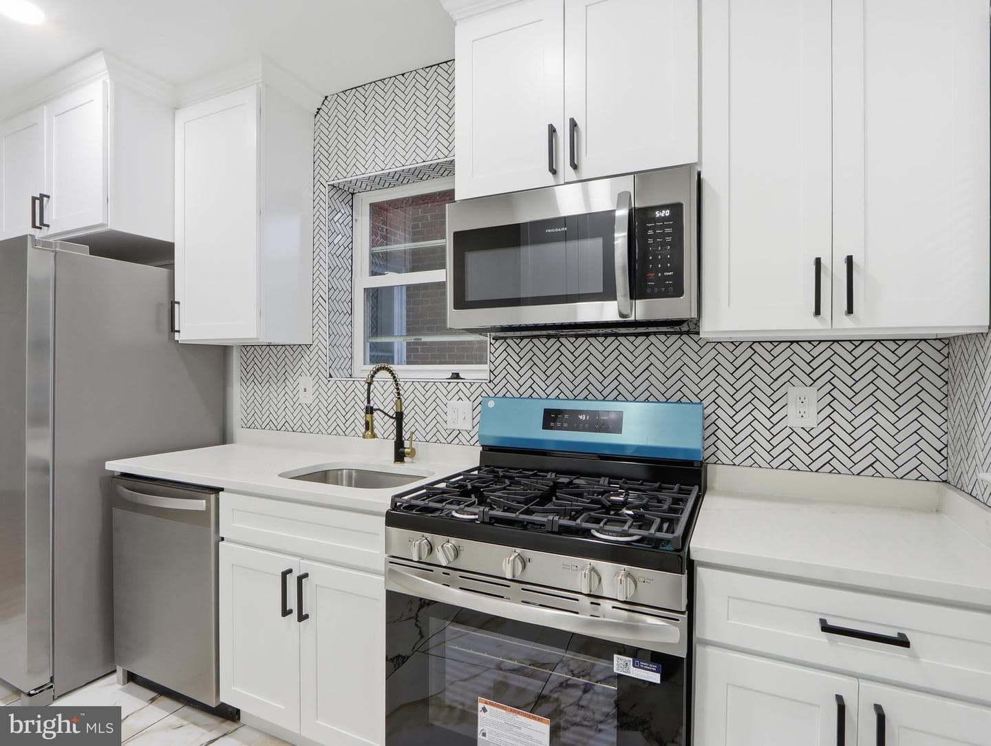 5607 Ready Avenue photo 14