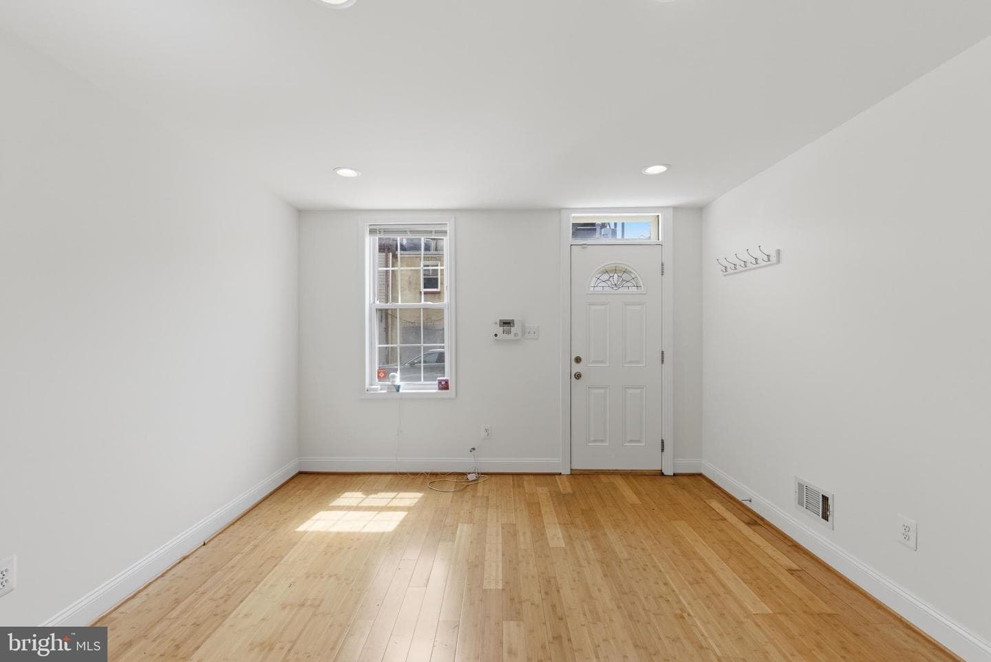 2222 Cambridge Street photo 7