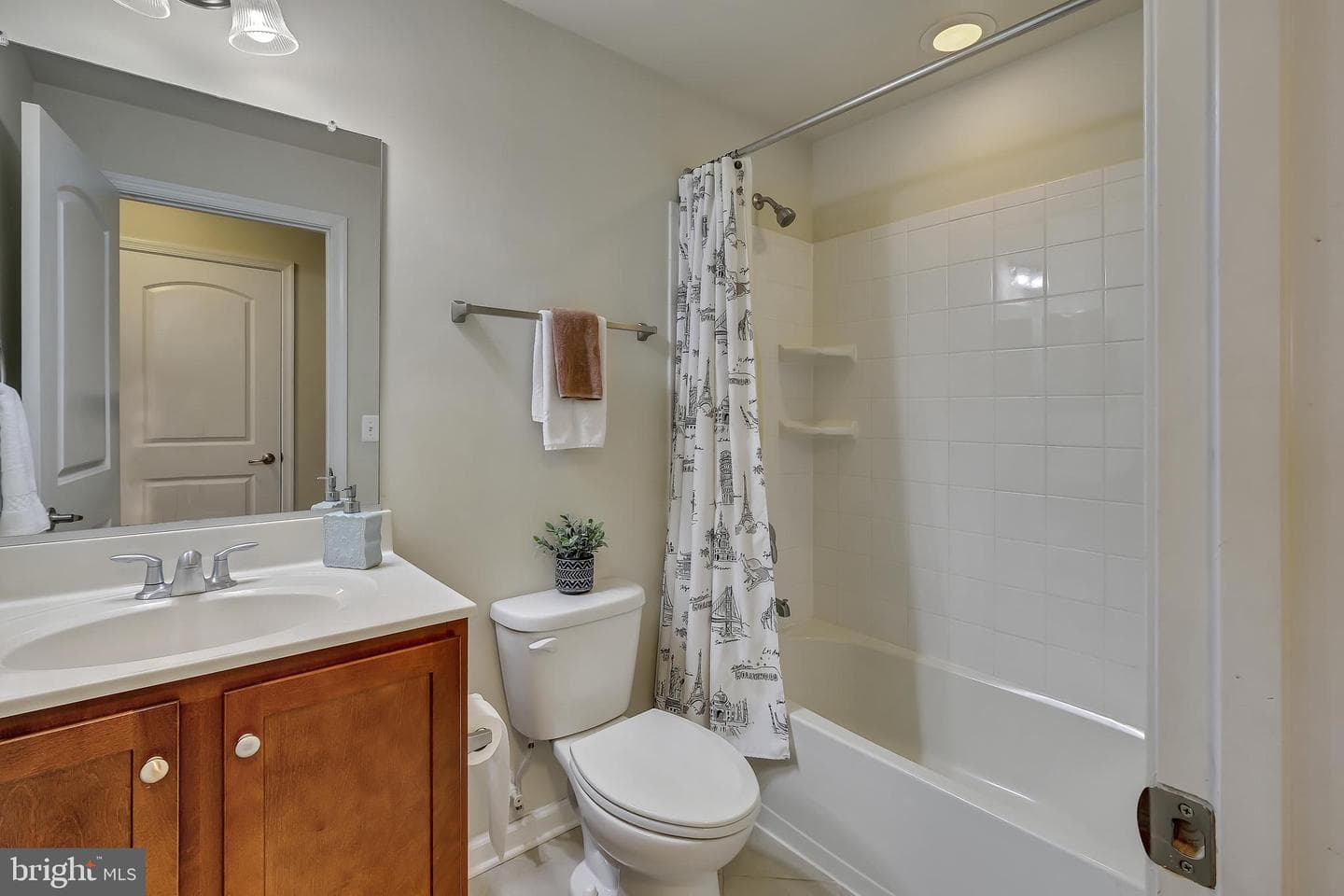 4515 Maple Wood Drive photo 24