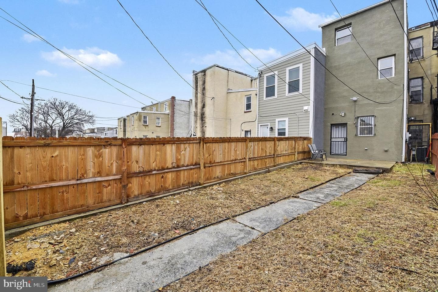 829 E Chase Street photo 28
