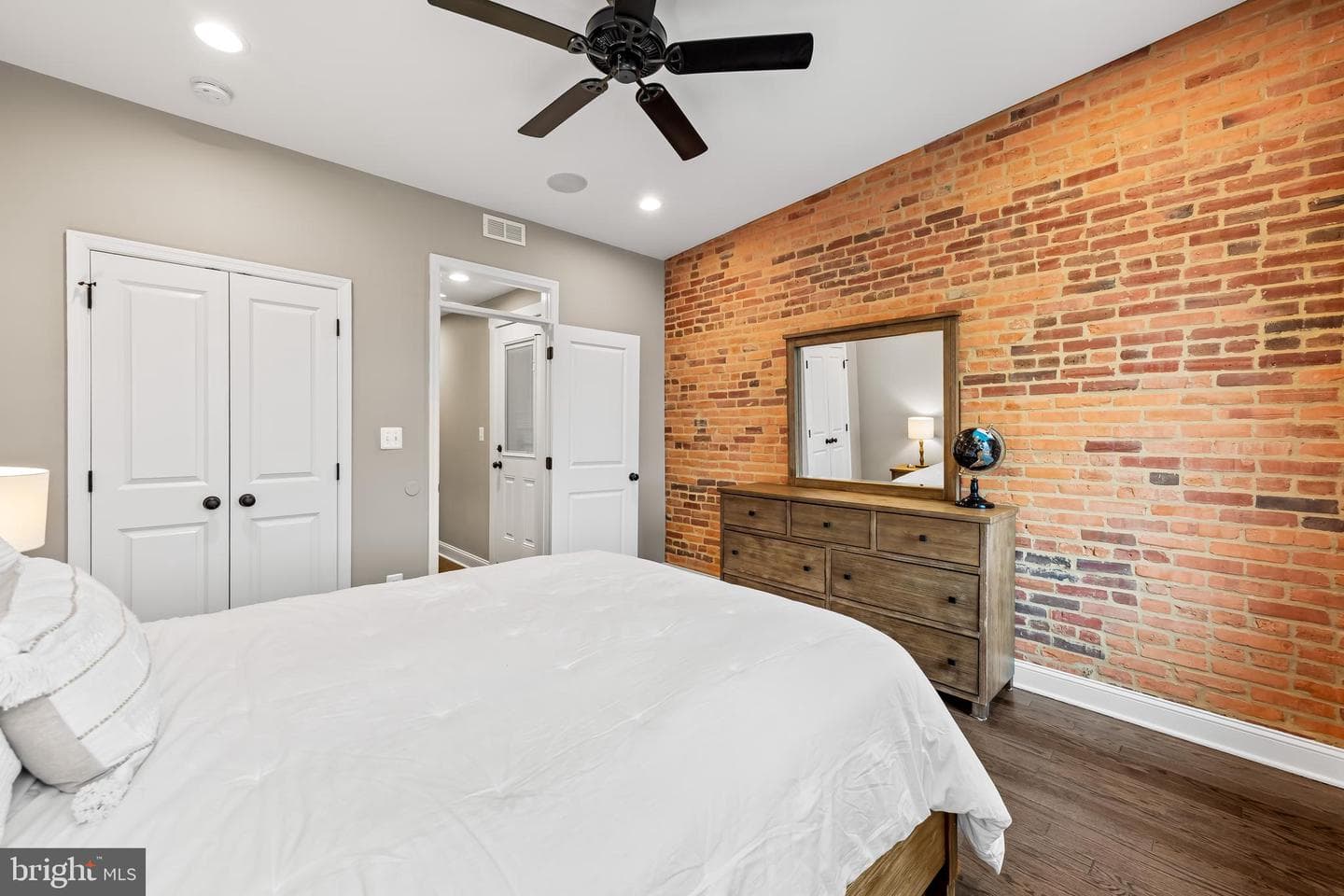 1738 Webster Street photo 21