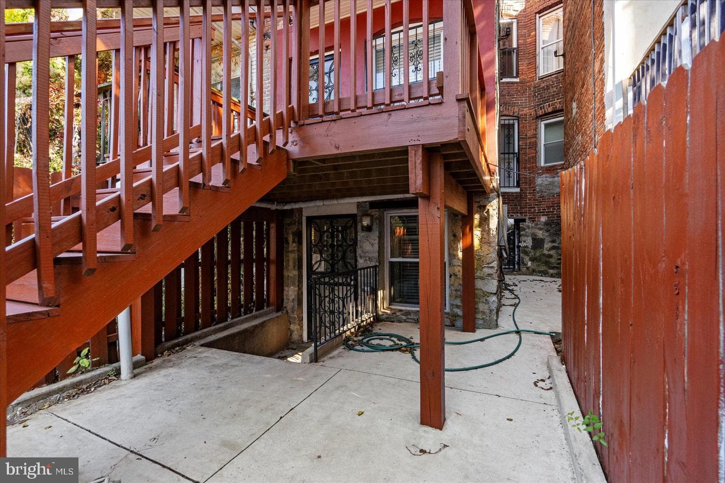 2428 Mcculloh Street photo 38