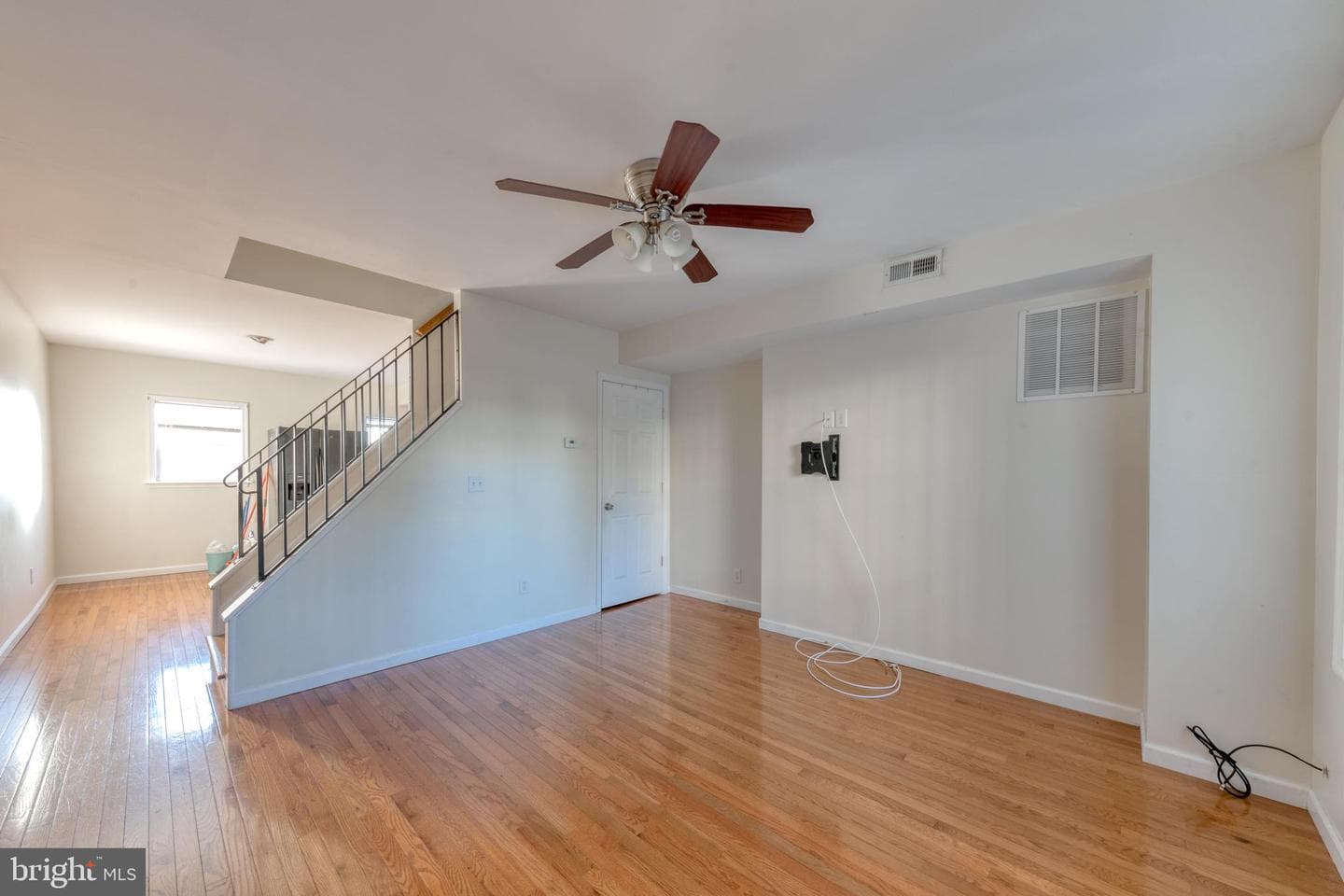 3821 Roland Avenue photo 3