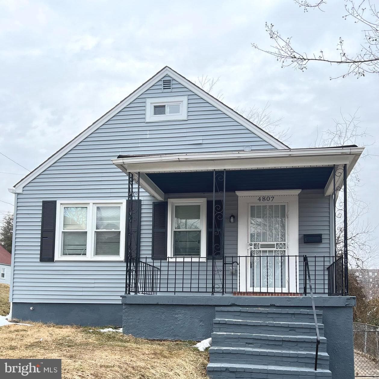 4807 Lanier Avenue photo 2