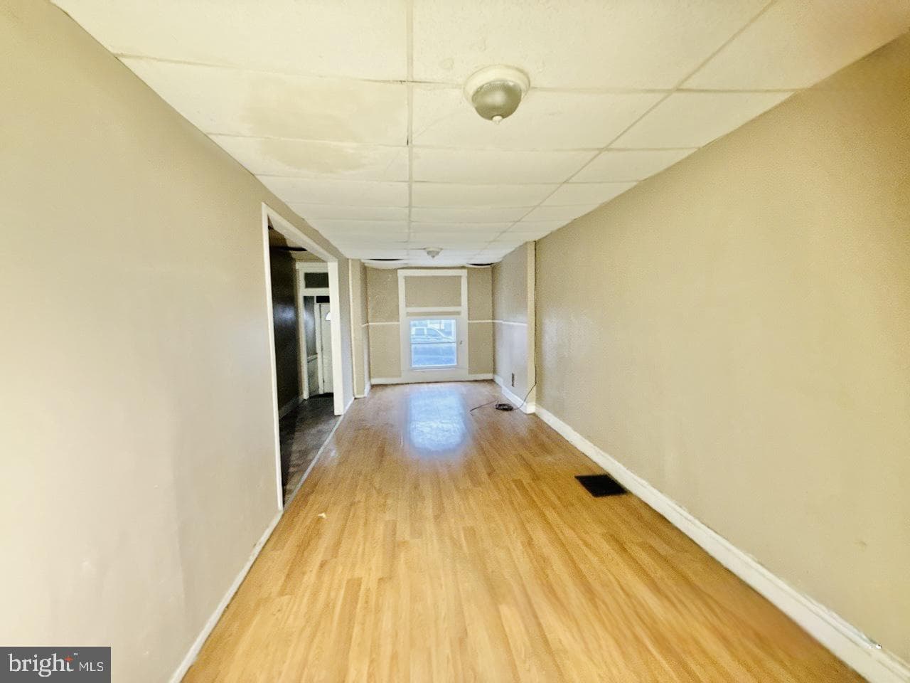 3035 E Monument Street photo 4