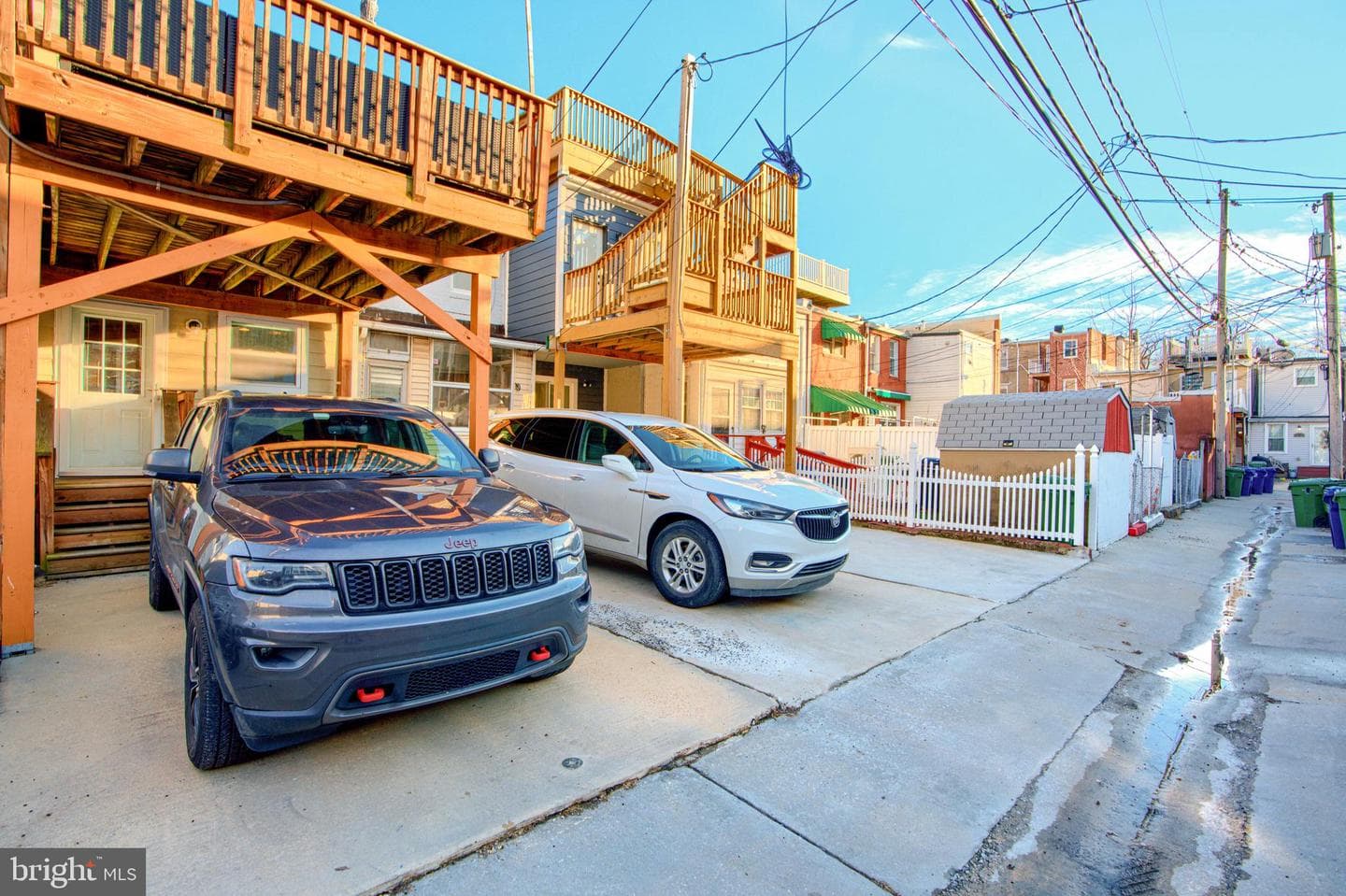 1446 Andre Street photo 35