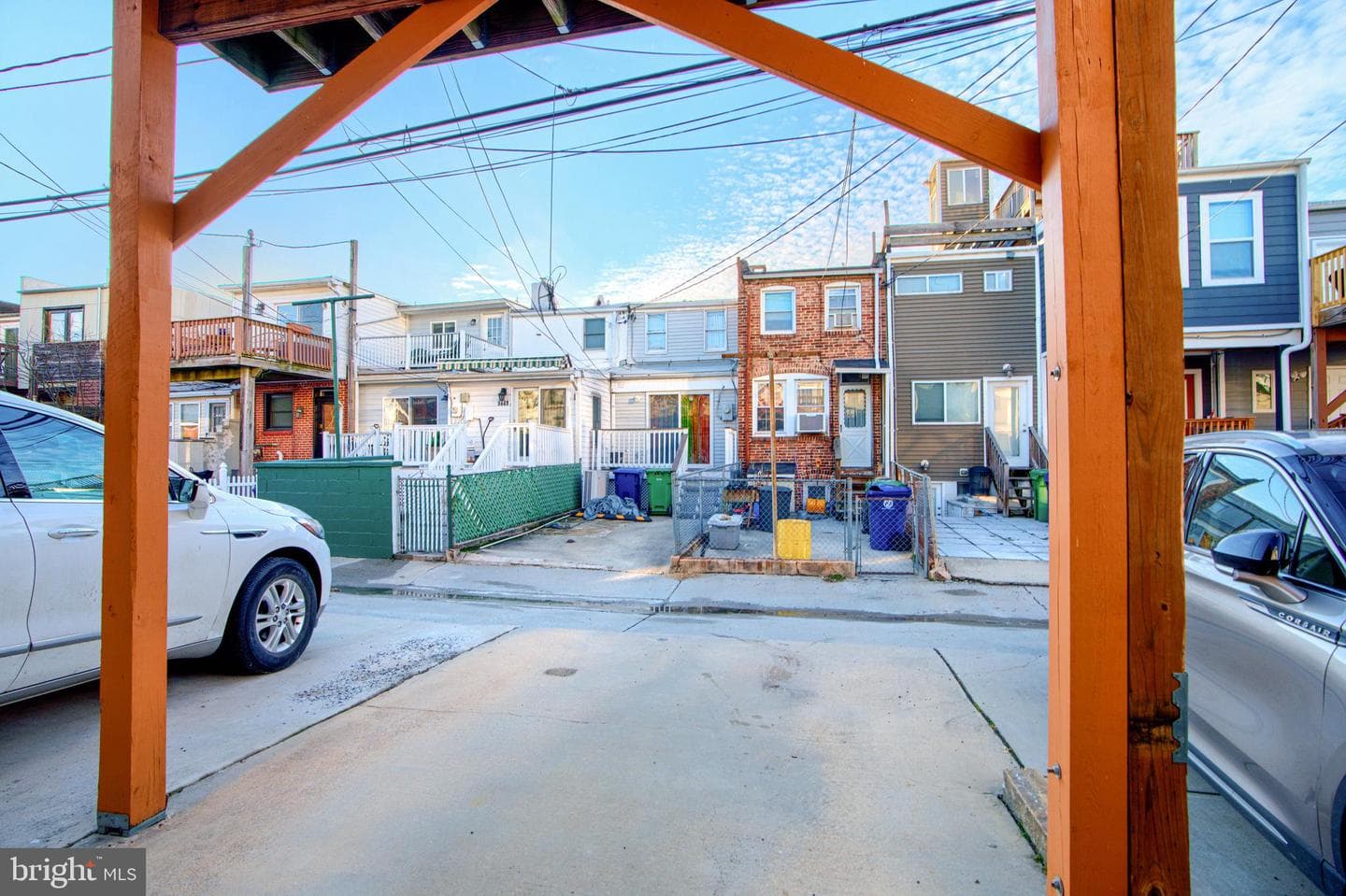1446 Andre Street photo 36