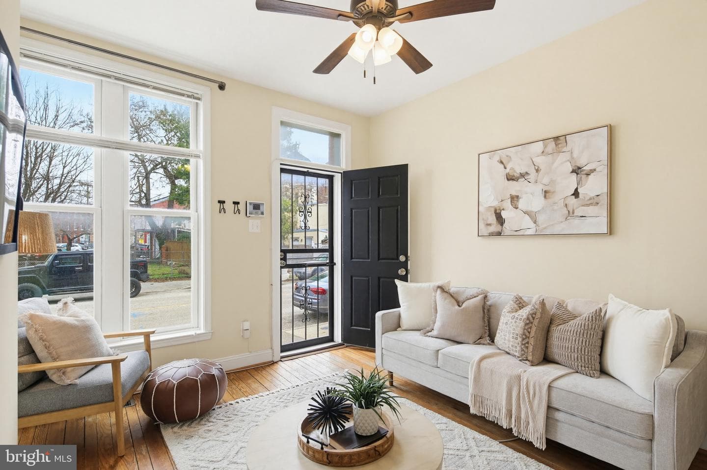 835 W Cross Street photo 5