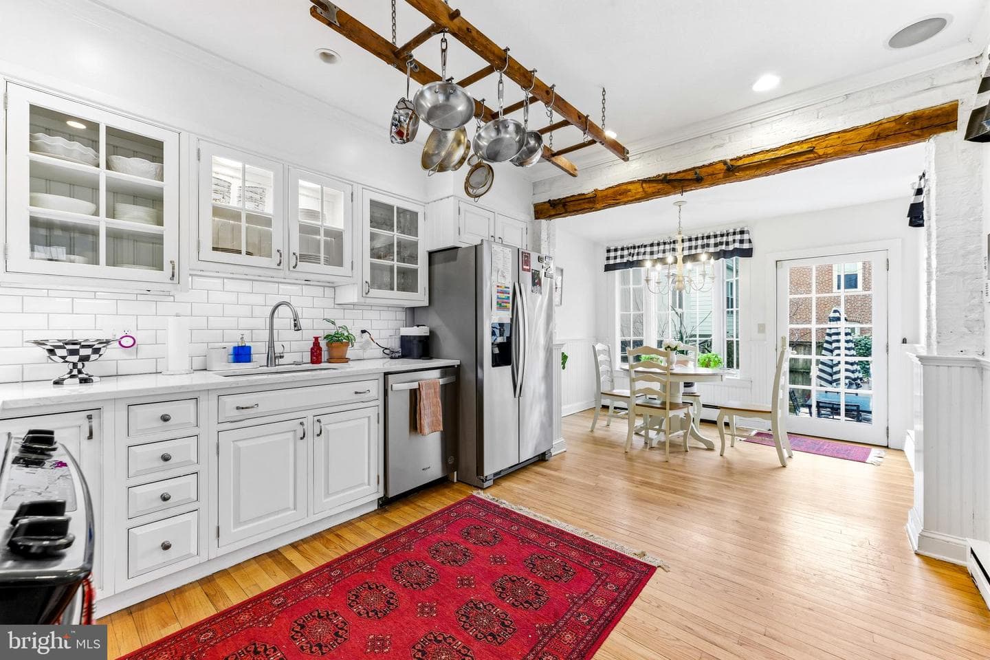 828 William Street photo 17