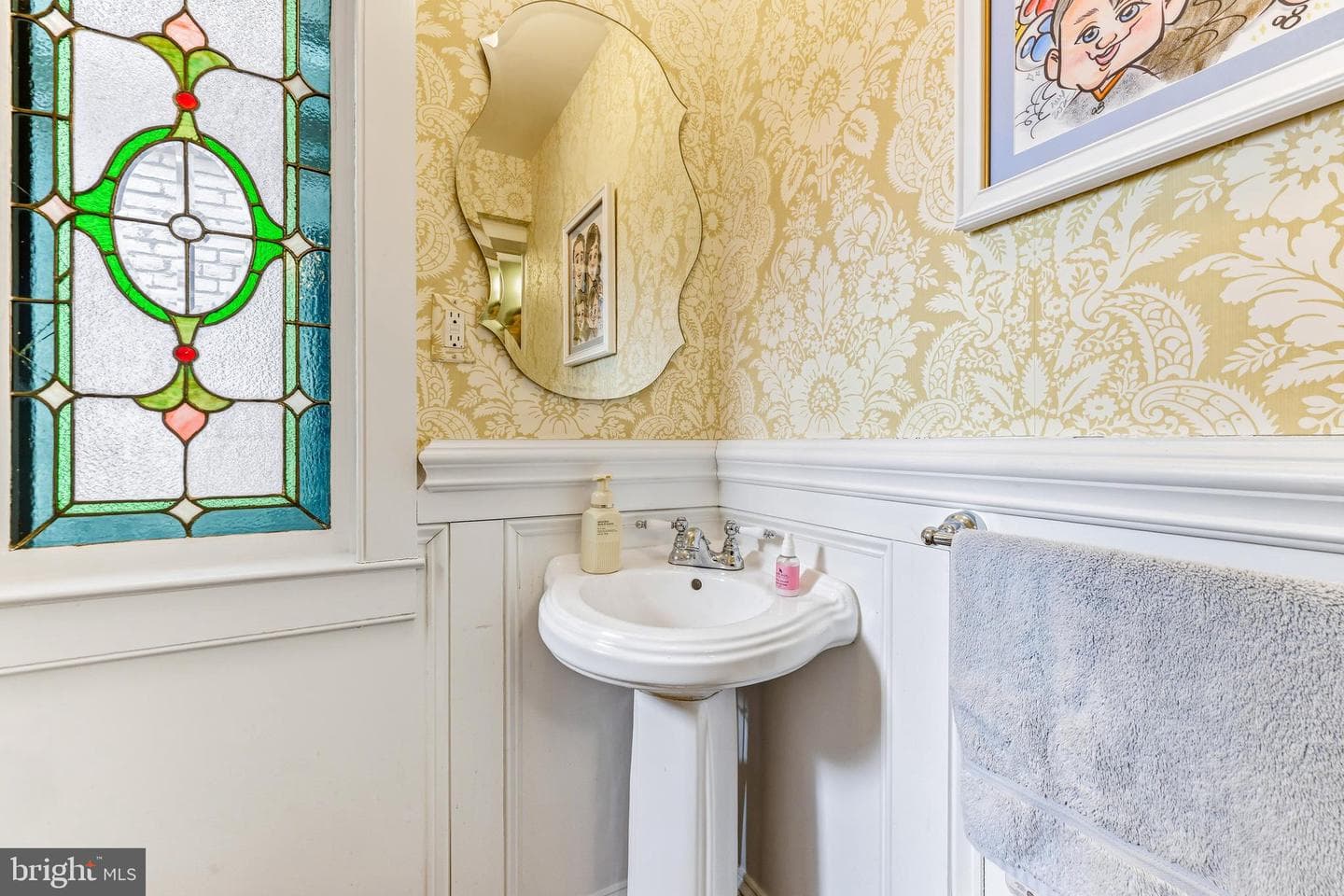 828 William Street photo 28