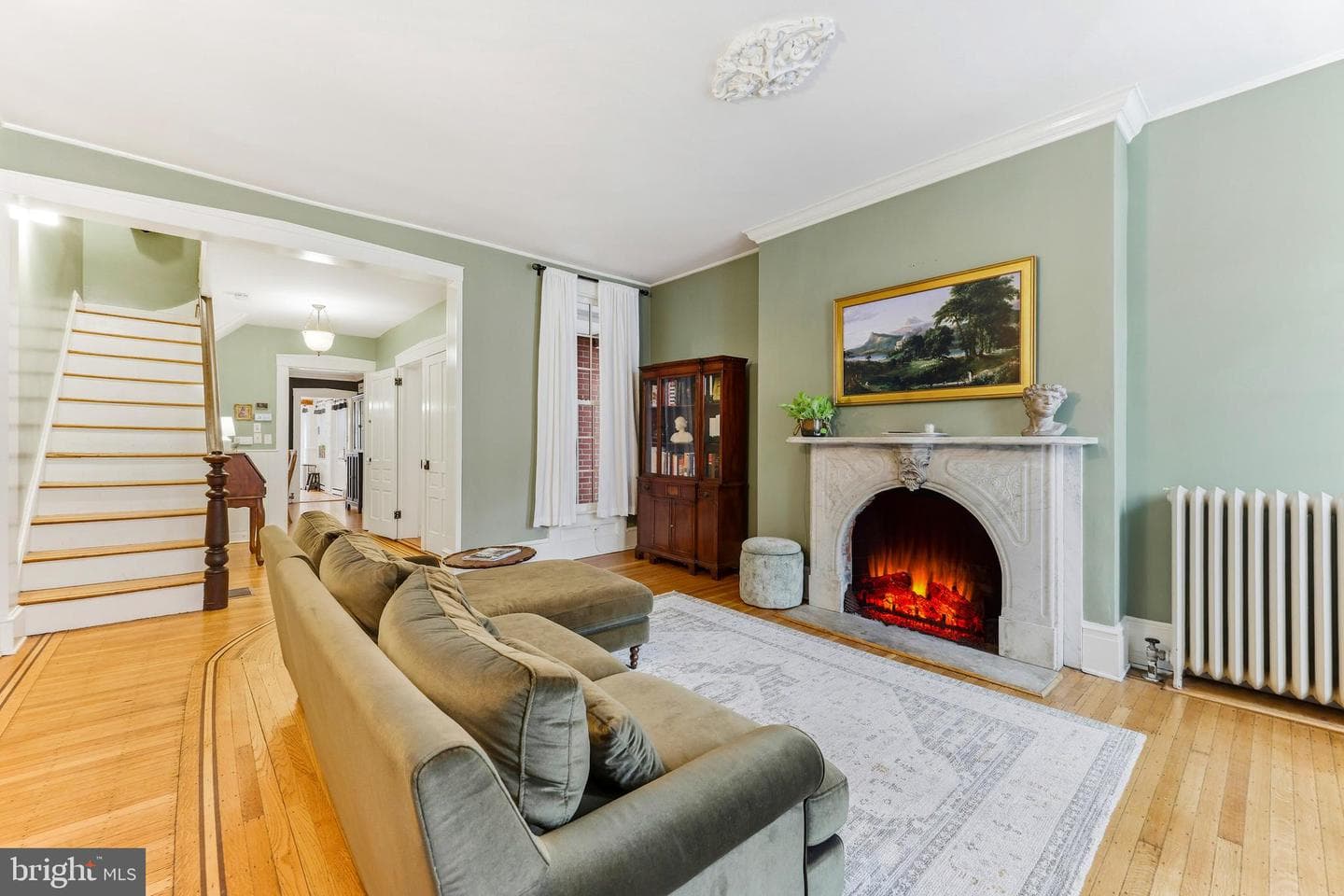 828 William Street photo 8