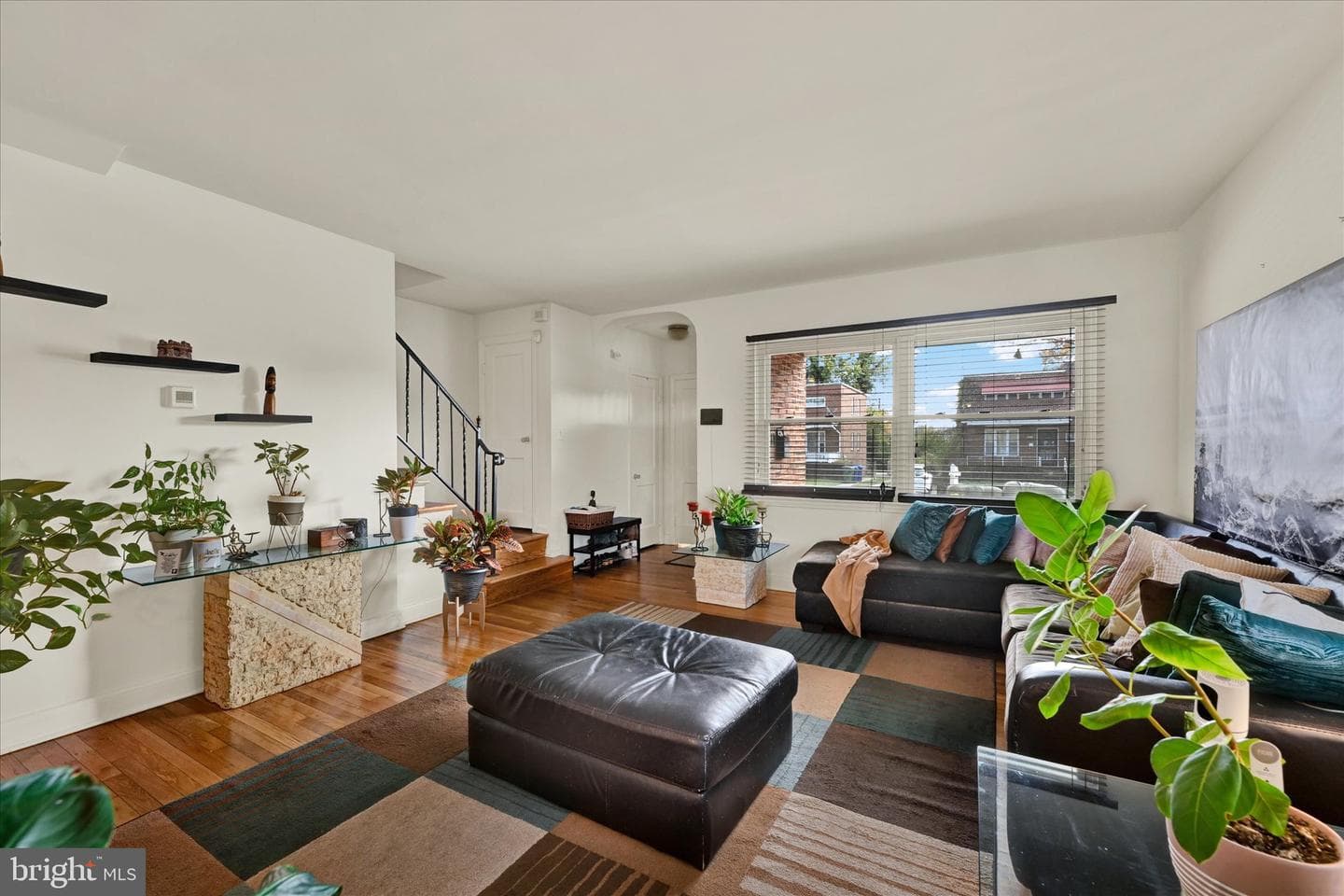 3922 Mortimer Avenue photo 4