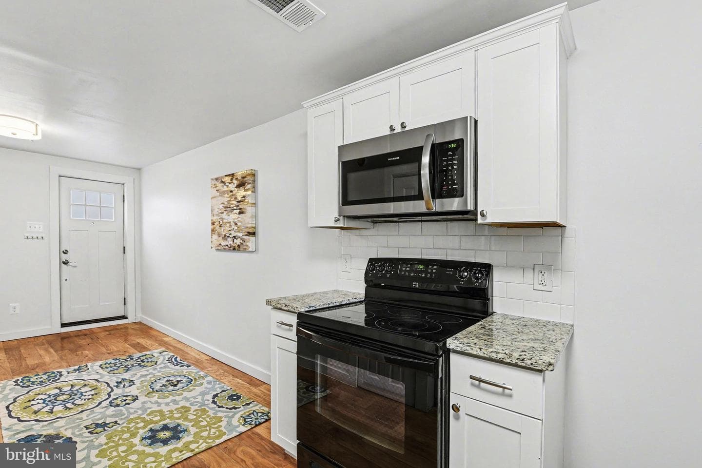 207 S Durham Street photo 8
