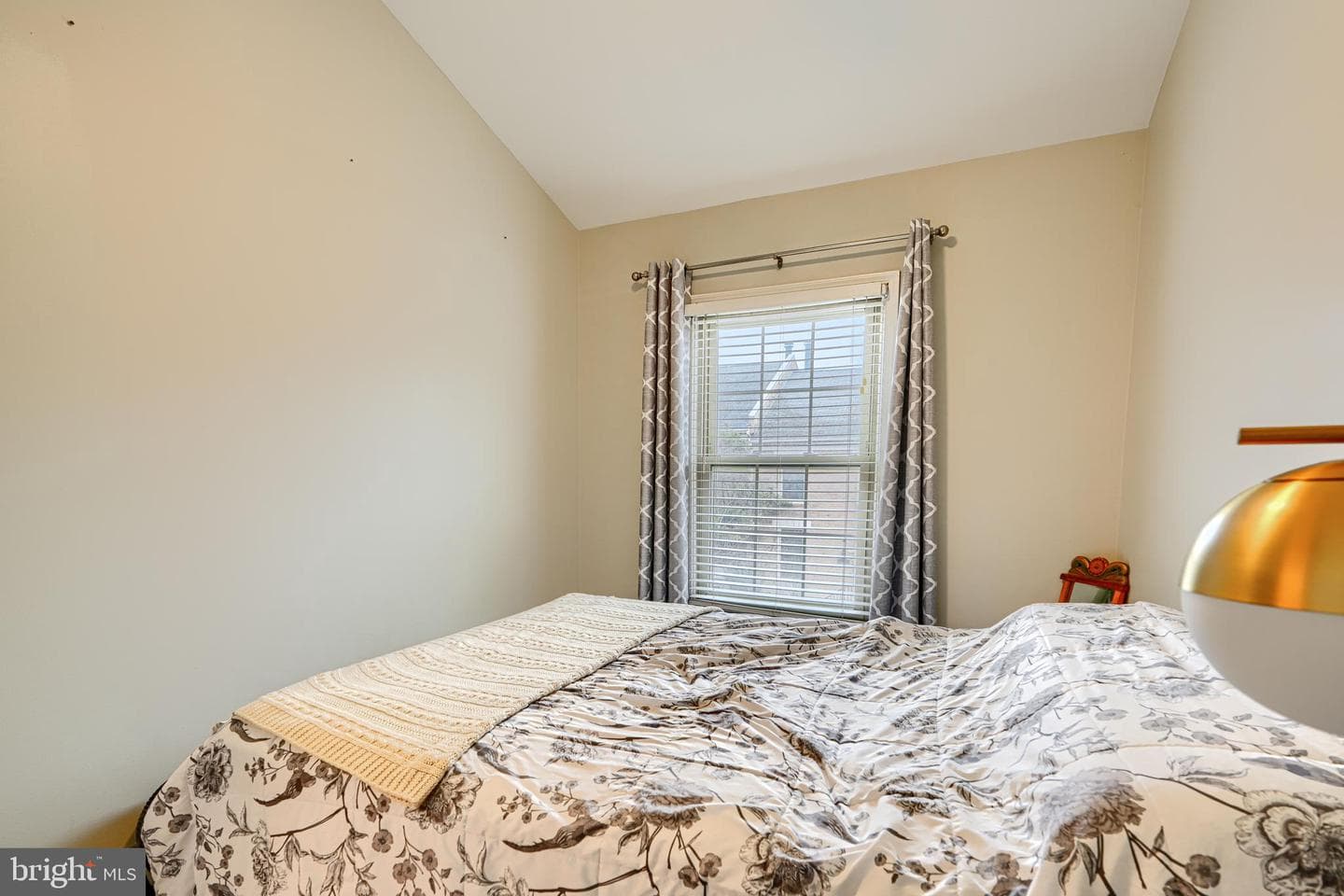 1206 S Linwood Avenue photo 18
