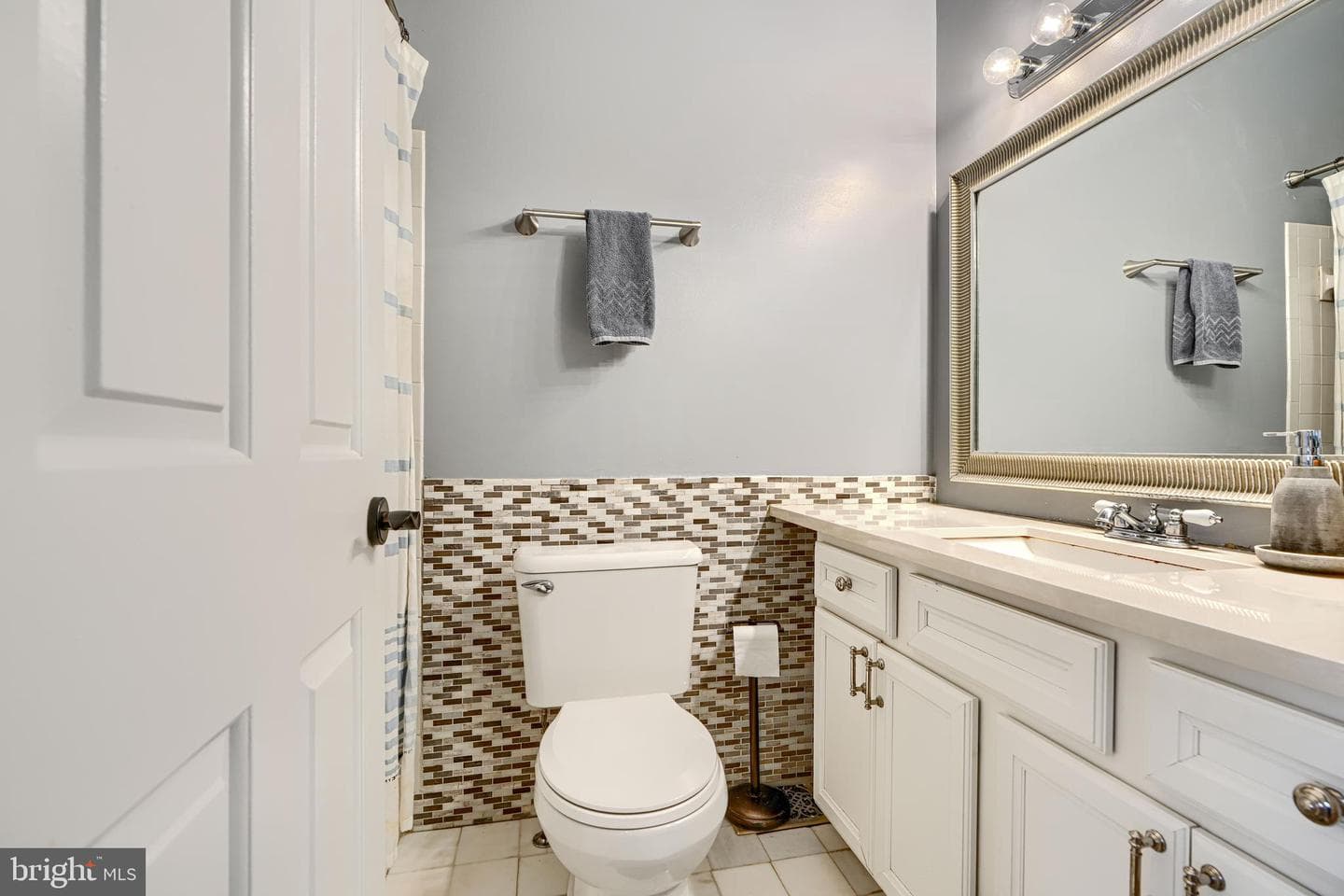 1206 S Linwood Avenue photo 29