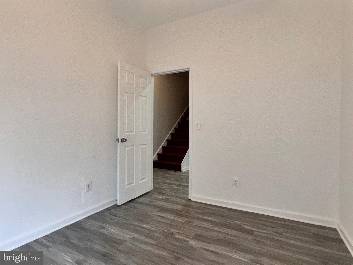 503 N Lakewood Avenue photo 10