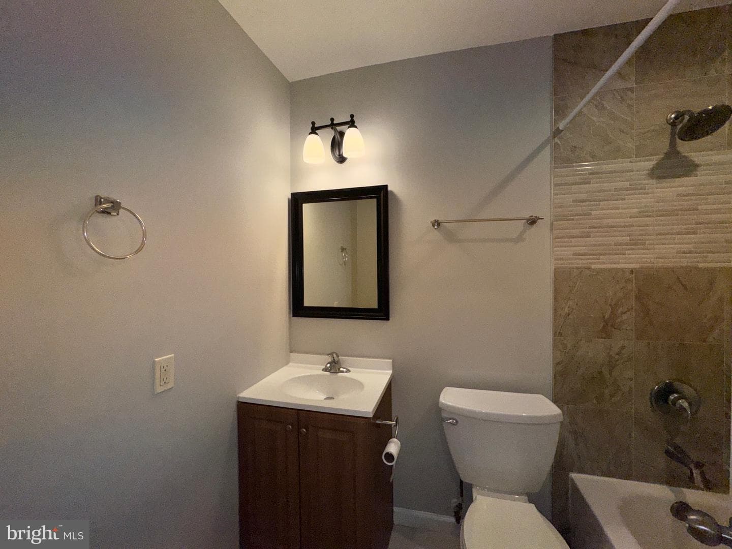 503 N Lakewood Avenue photo 28
