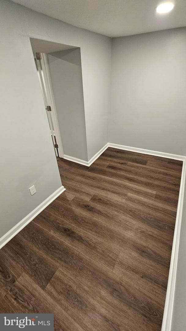 2805 Erdman photo 22