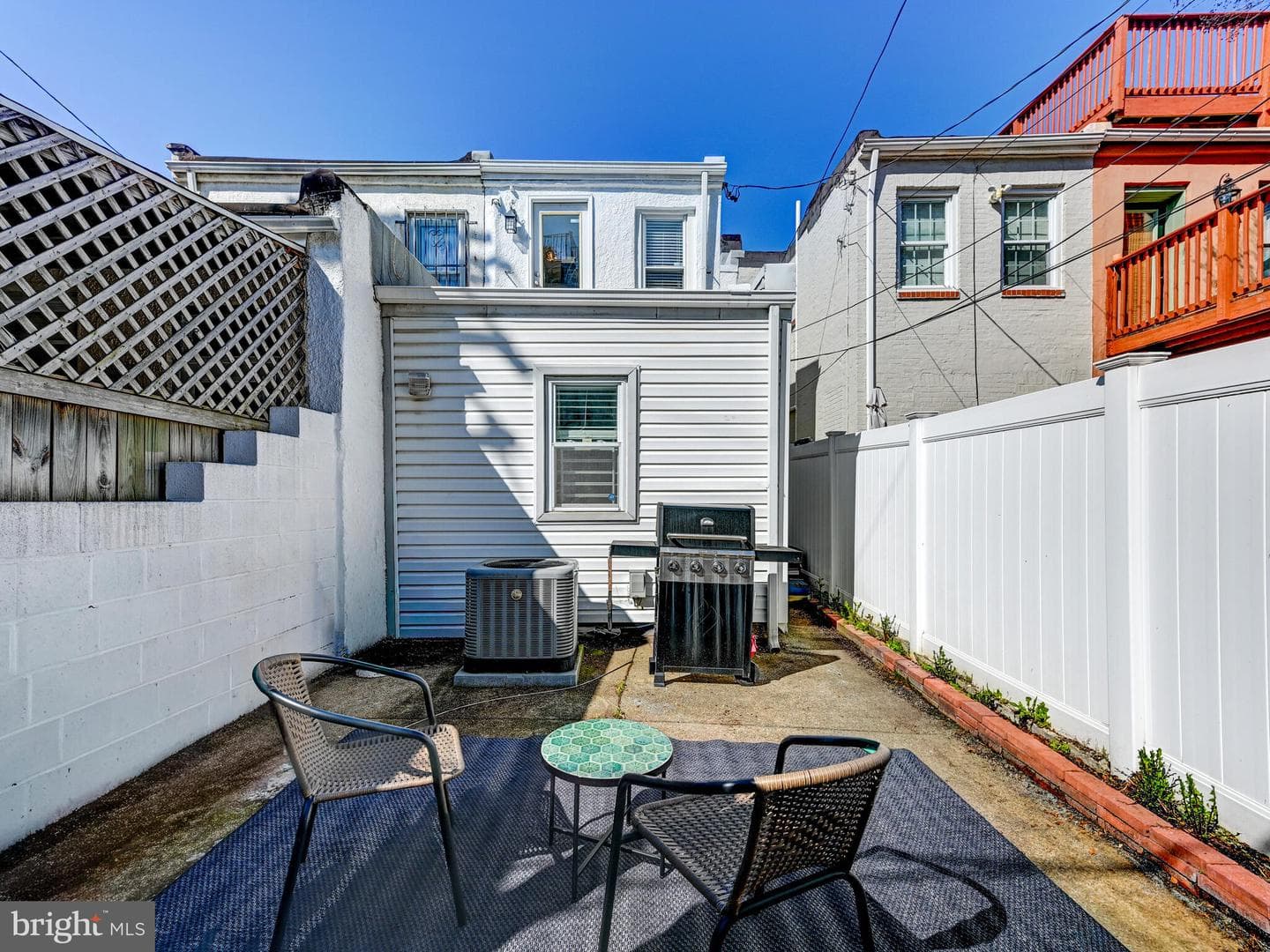 1013 S Potomac Street photo 24