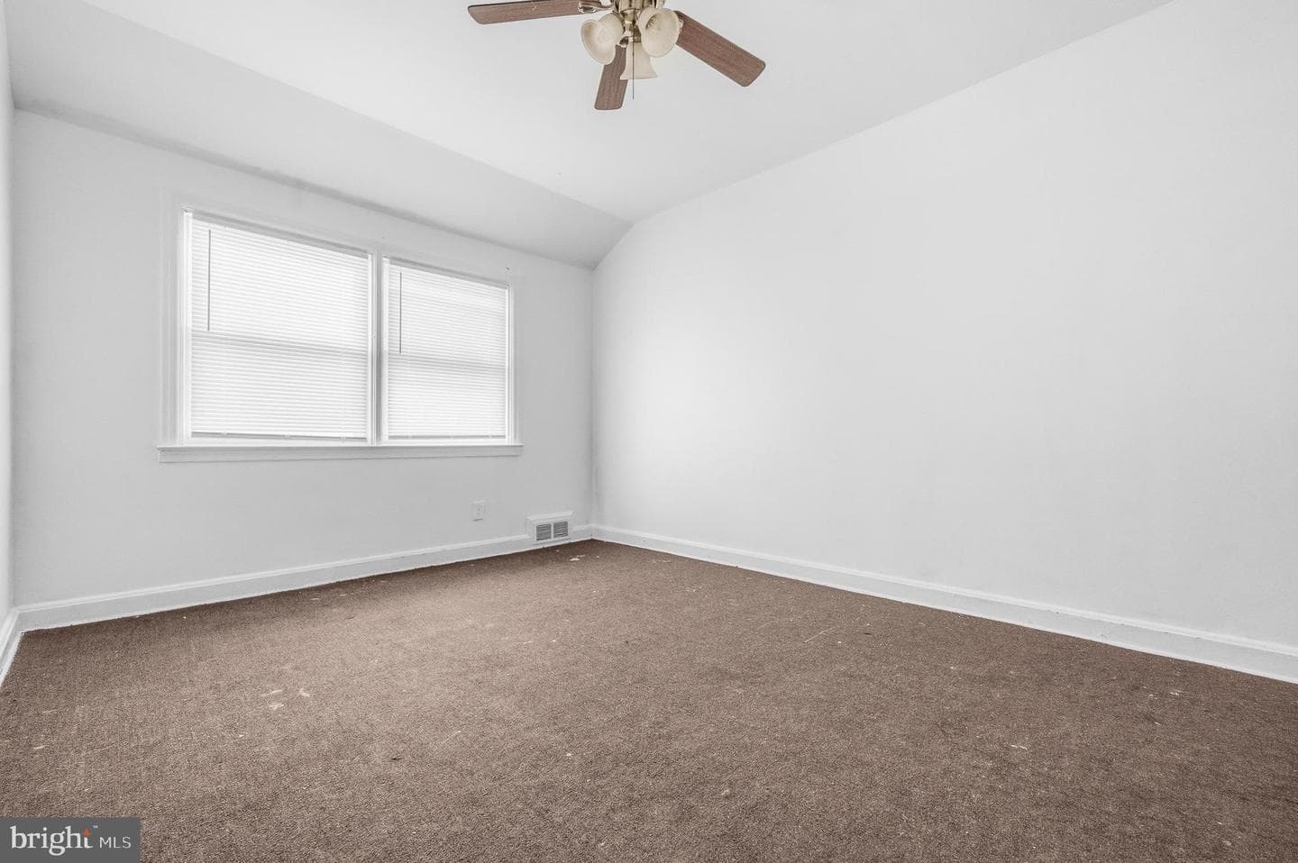 1636 Pentwood Road photo 14