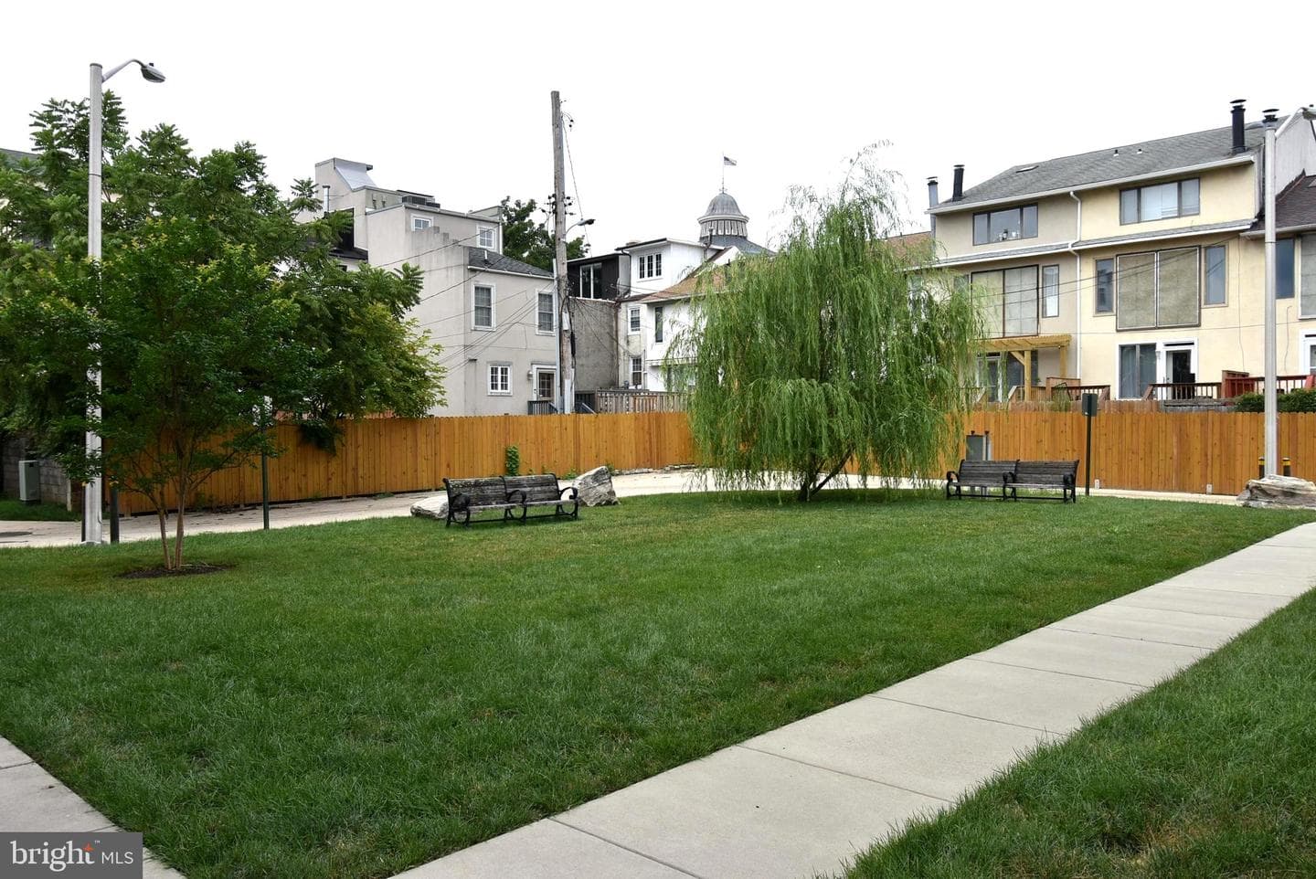877 Ryan Street photo 22