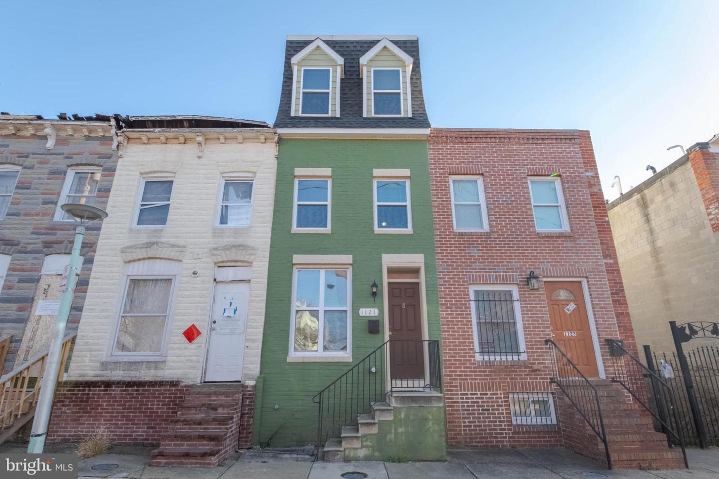 1121 Ward Street photo 24