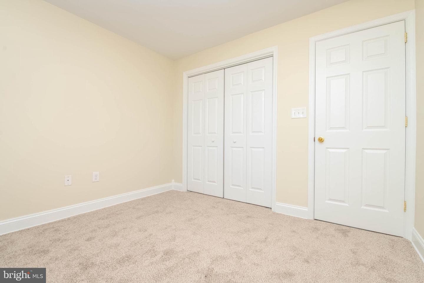 1121 Ward Street photo 27