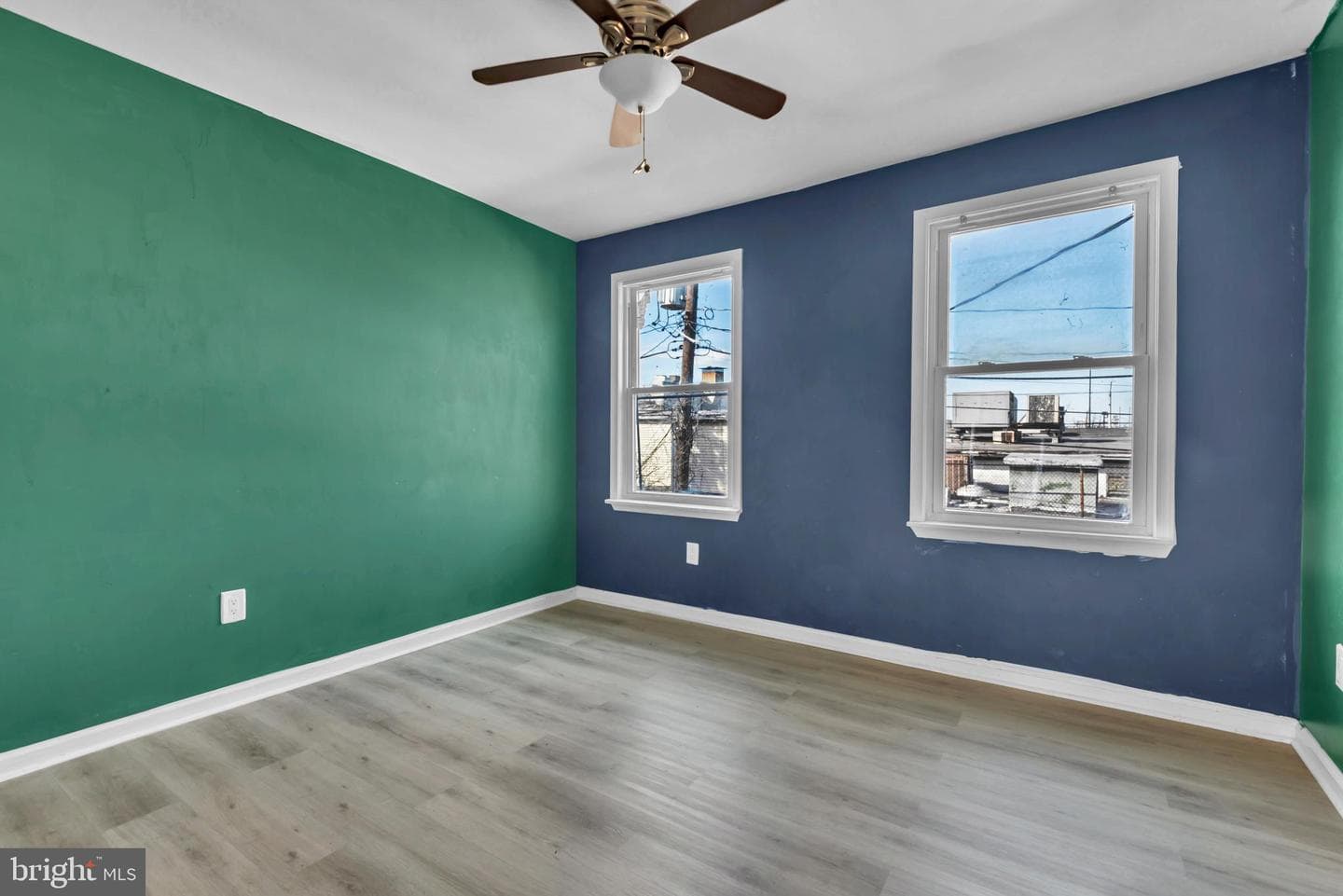 3912 Mount Pleasant Avenue photo 9