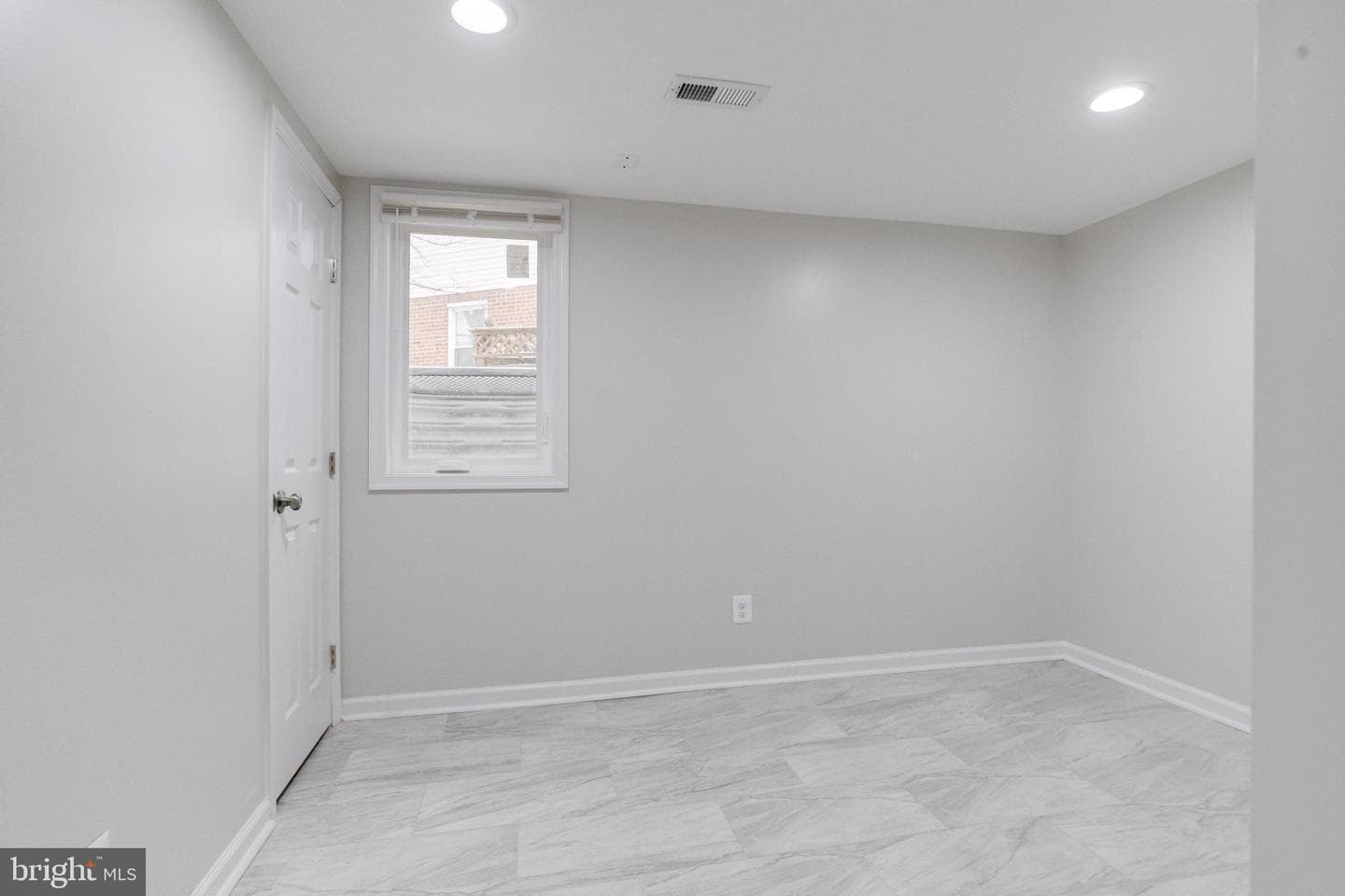 4604 Walther Avenue photo 49