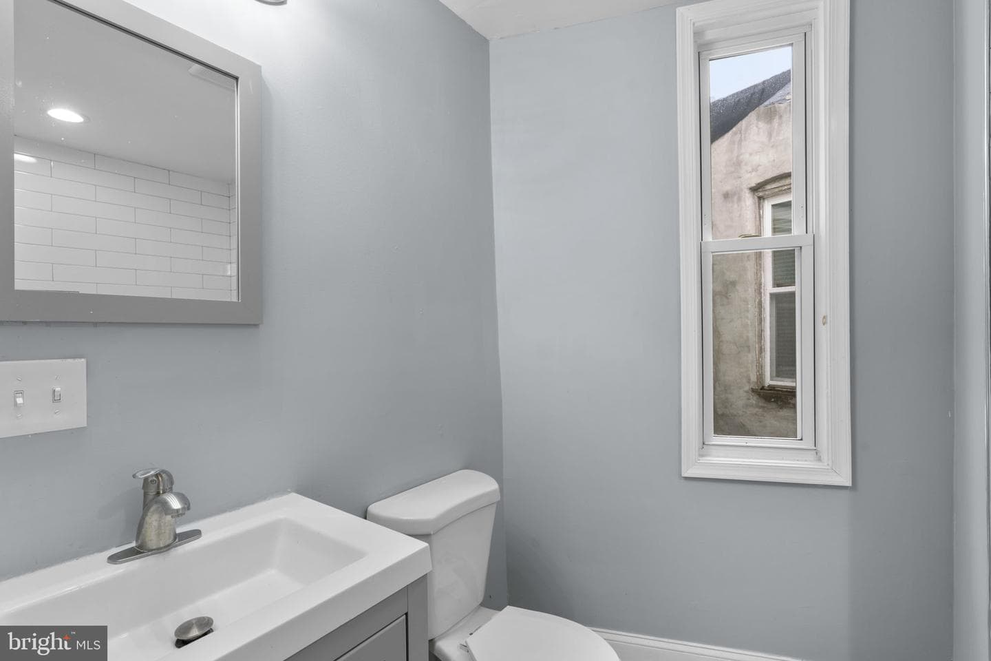 1217 E Oliver Street photo 24