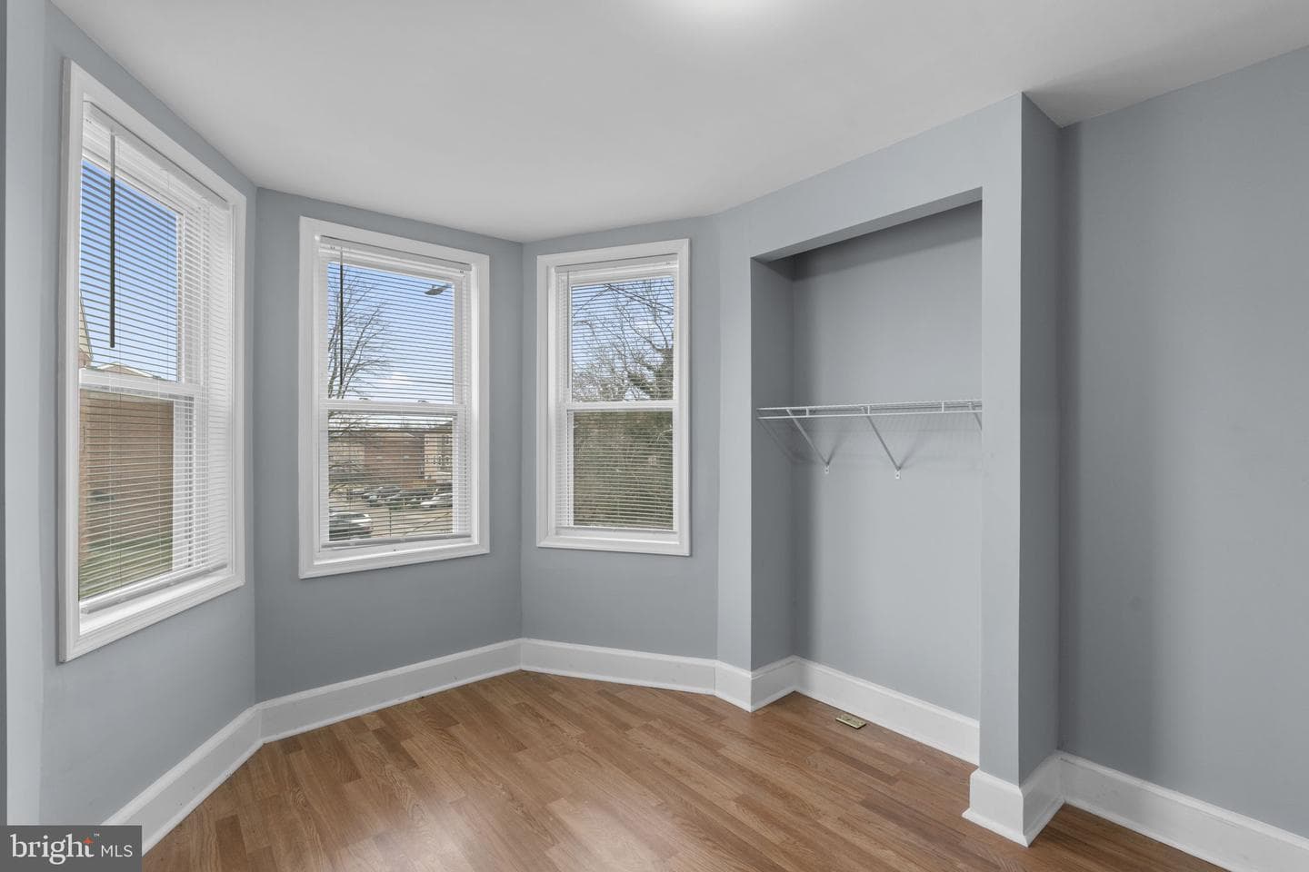 1217 E Oliver Street photo 28