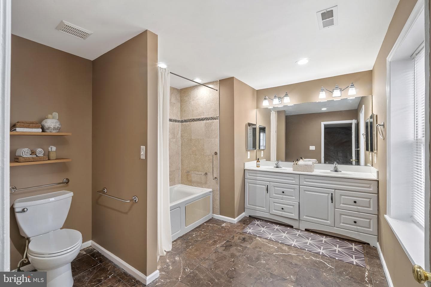 4021 Barrington Road photo 29