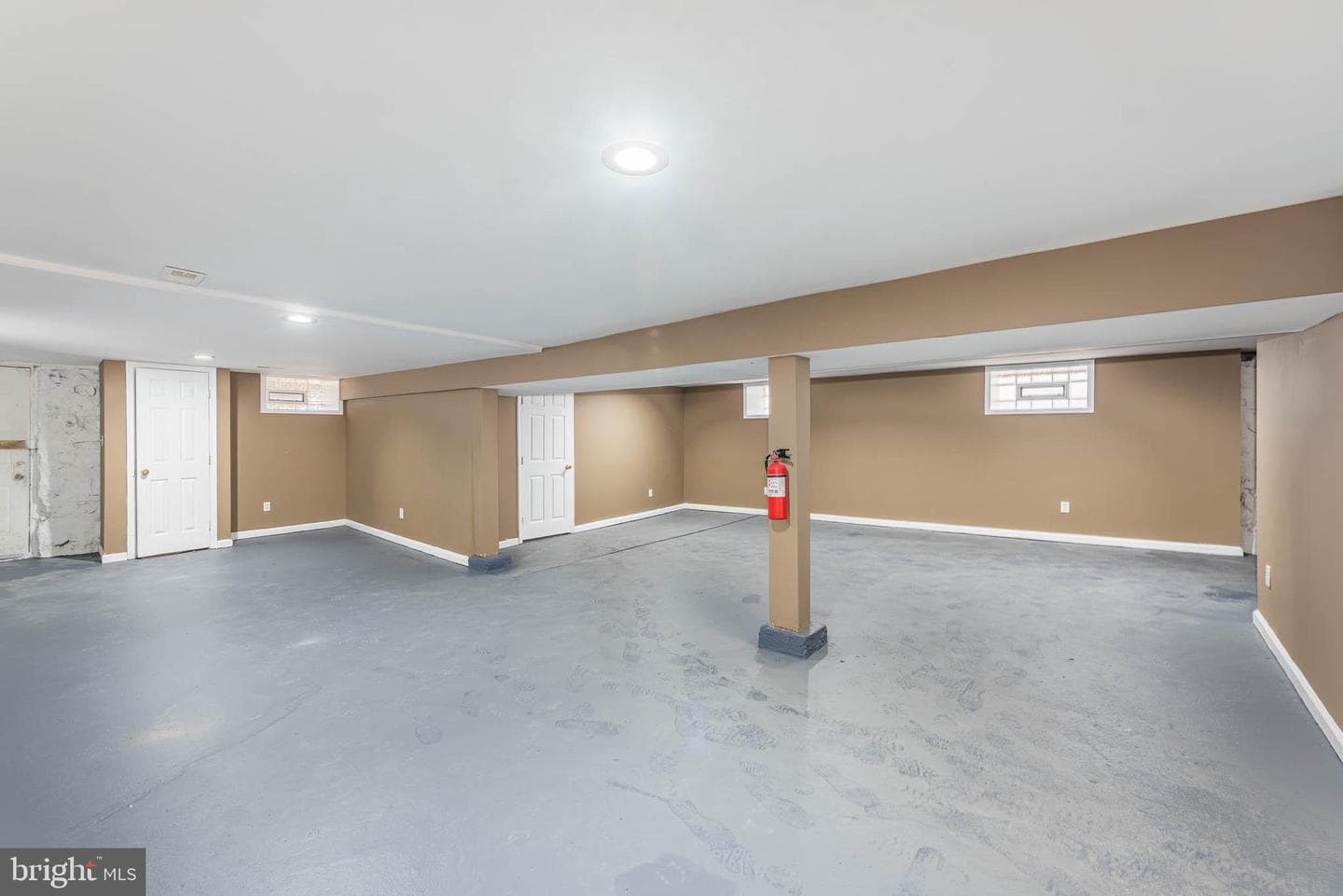 4021 Barrington Road photo 33