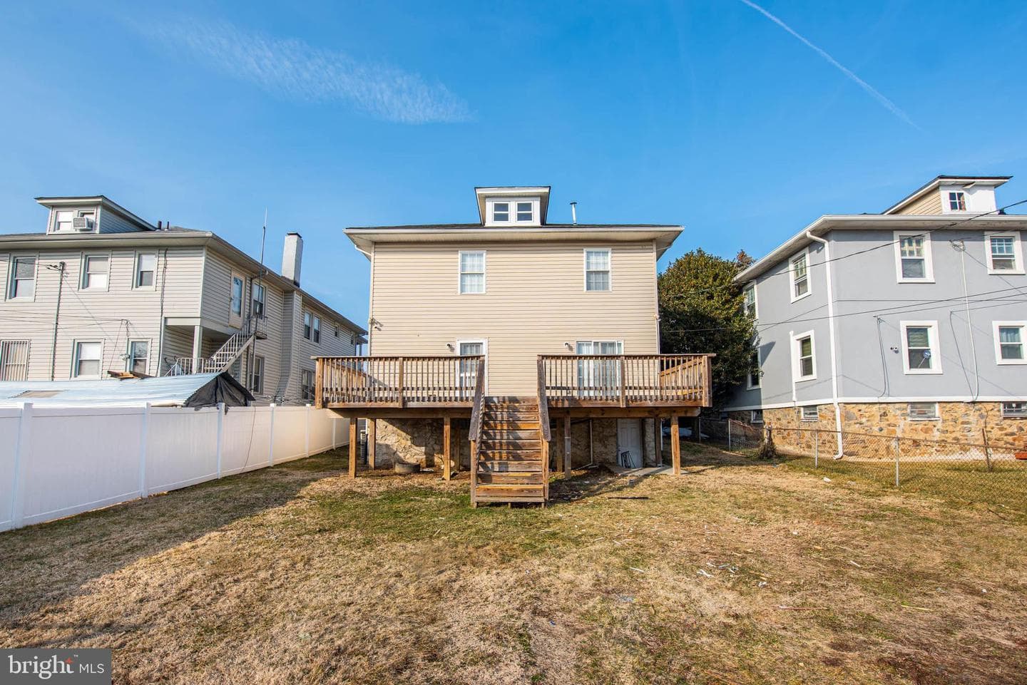 4021 Barrington Road photo 38