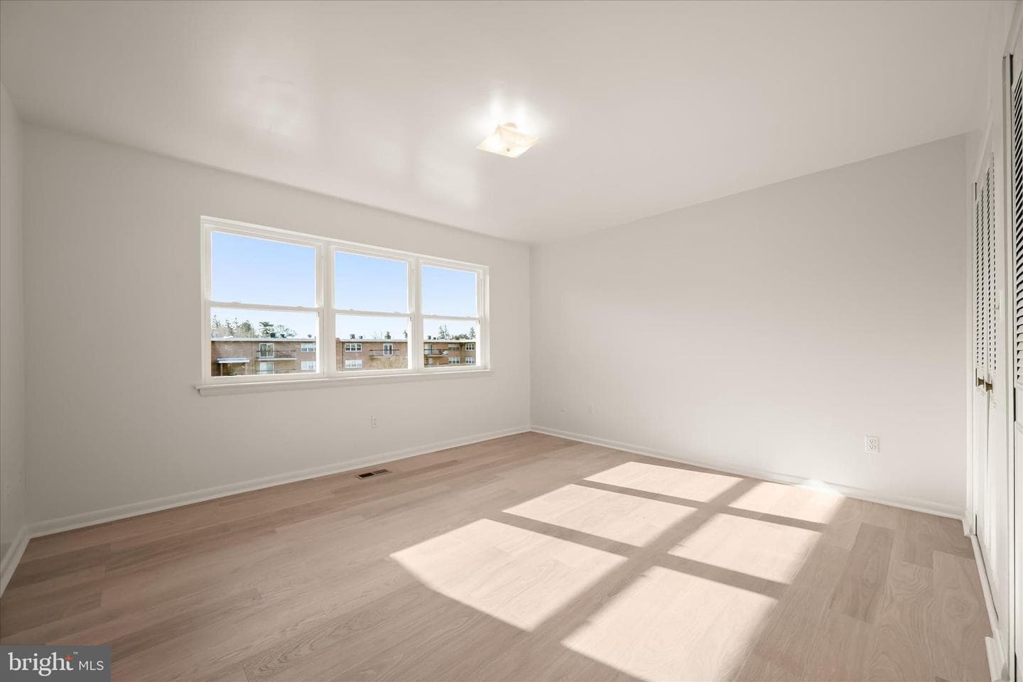 3619 Glengyle Avenue #8c photo 37