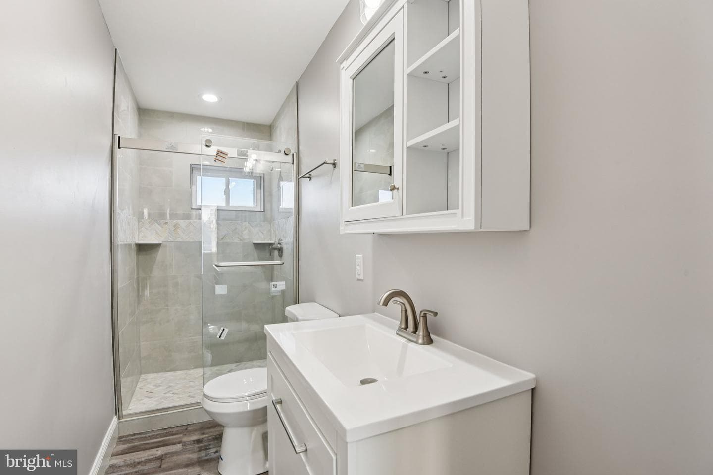 805 N Patterson Park Avenue photo 34