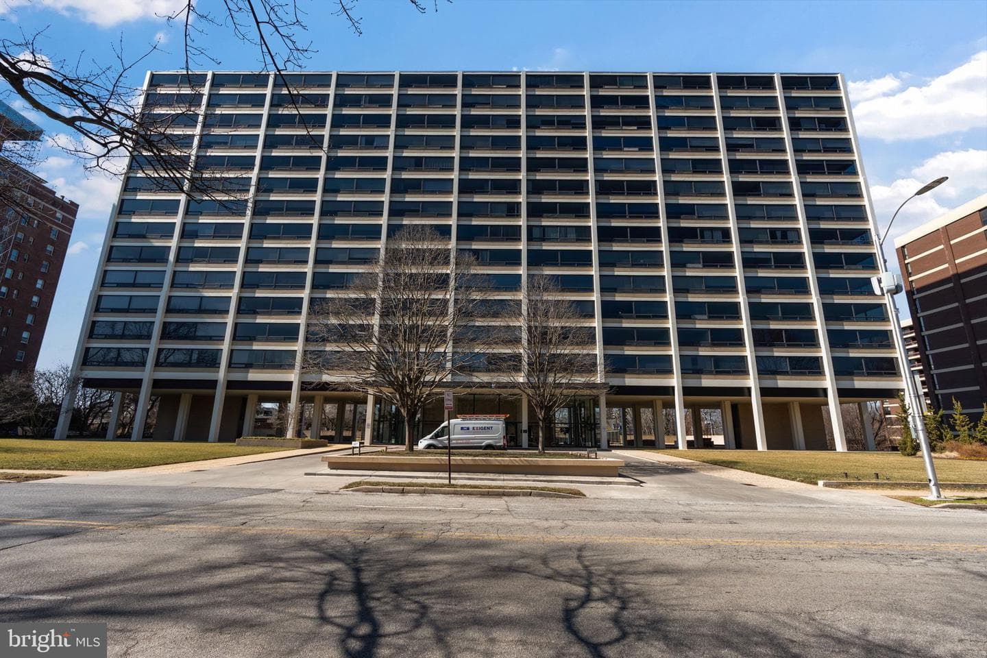 4000 N Charles Street #905 photo 15