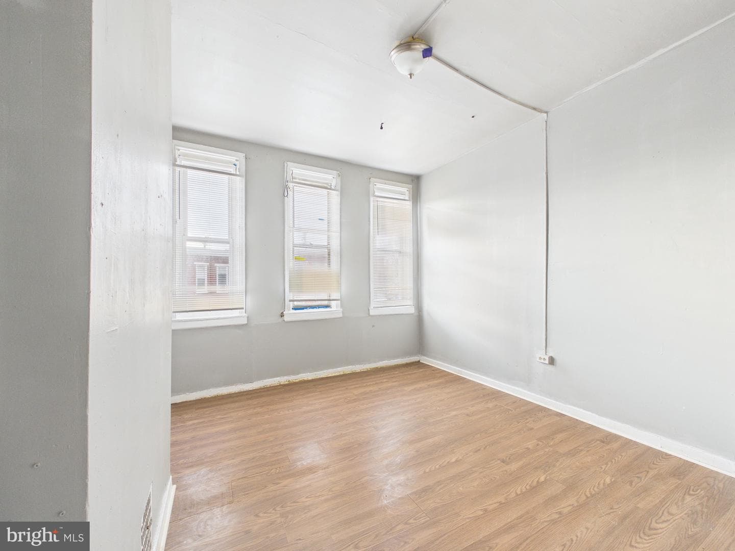 409 S Gilmor Street photo 3
