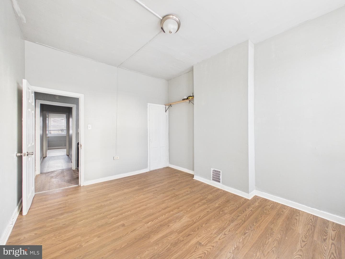 409 S Gilmor Street photo 5