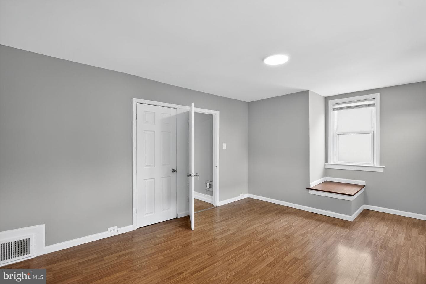 5446 Narcissus Avenue photo 34