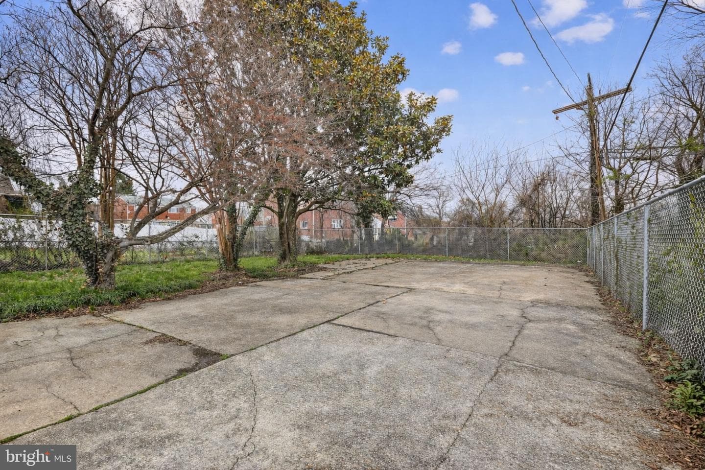 4804 Anntana Avenue photo 35