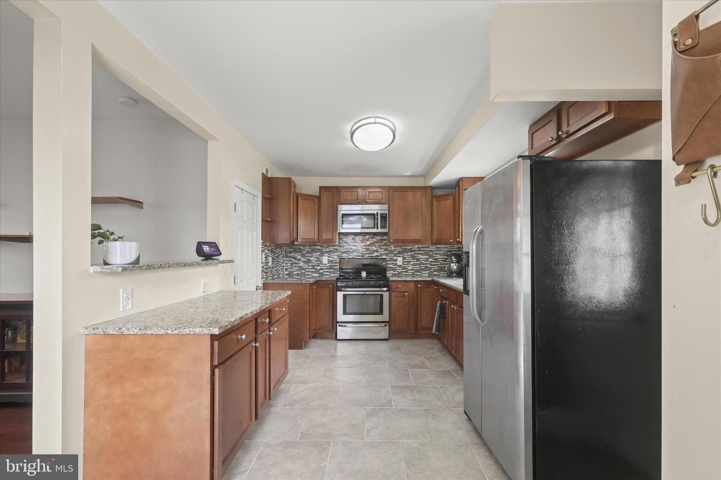 2207 Woodbourne Avenue photo 17