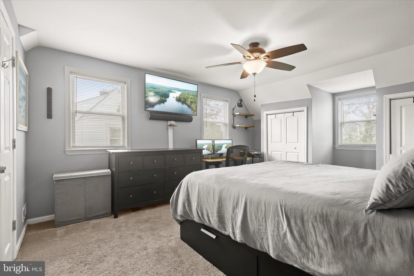 2207 Woodbourne Avenue photo 28