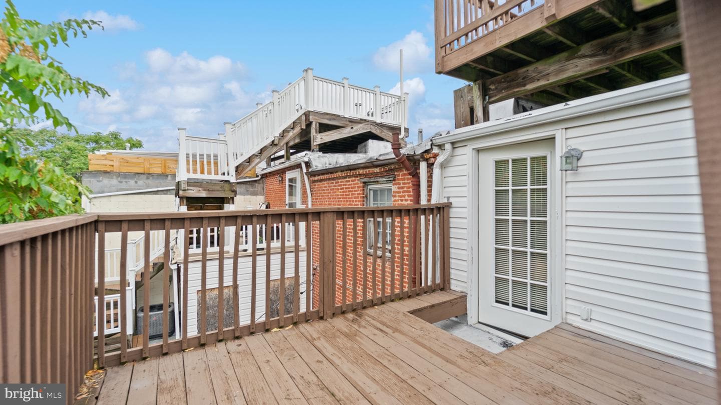 628 Scott Street photo 31