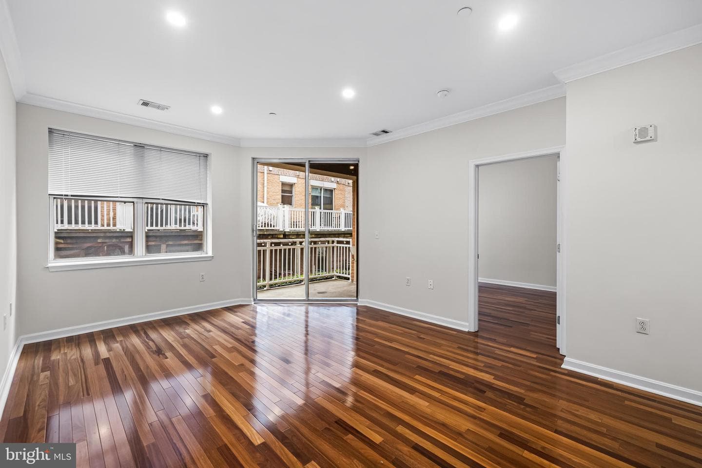 23 Pierside Drive #104 photo 4